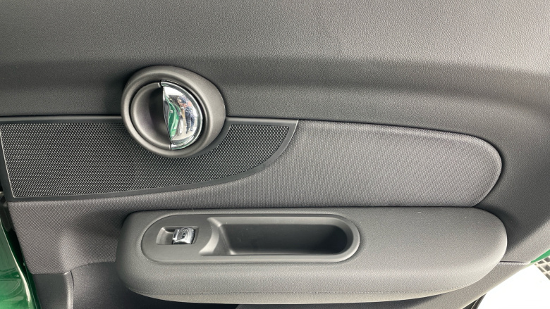 MINI Clubman 1.5 Cooper Classic 6dr Auto Petrol Estate